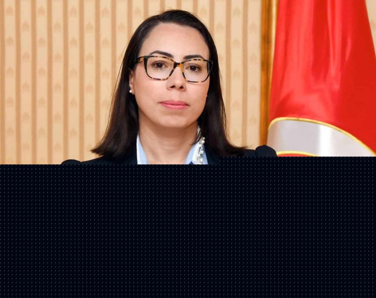 نادية عكاشة watanserb.com