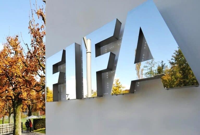 هل سيتم بالفعل إعادة مباراة مصر والسنغال بعد رد الفيفا على الشكوى؟! رد الفيفا على شكوى الاتحاد المصري بإعادة مباراة مصر والسنغال watanserb.com