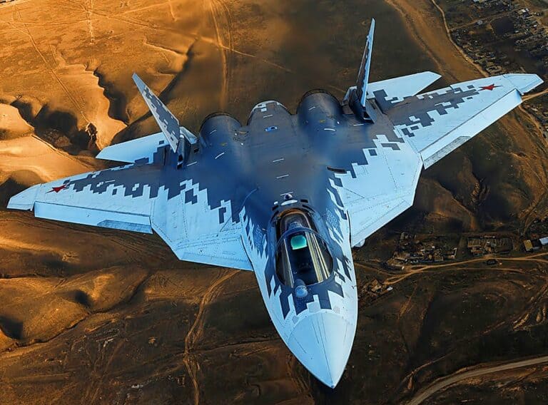 المقاتلة الروسية المخيفة والأكثر فتكاً Sukhoi-57 سوخوي57 watanserb.com