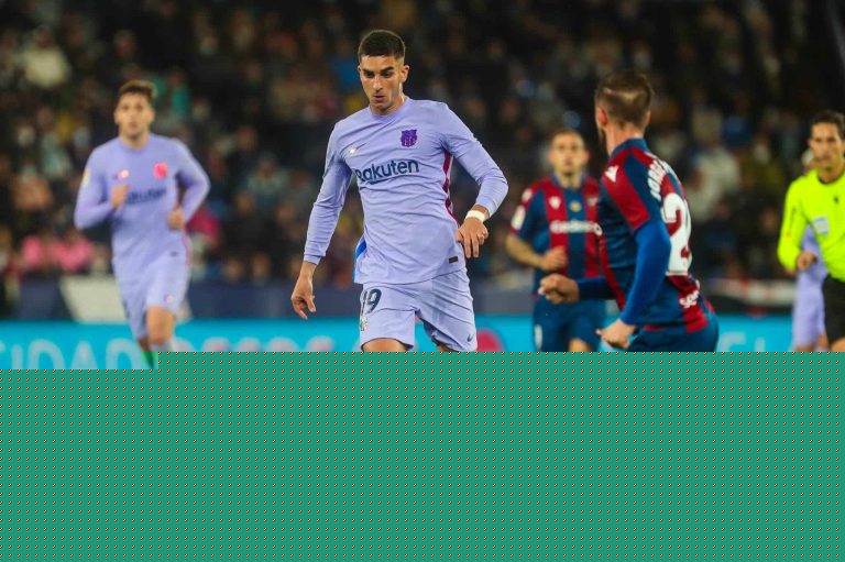 خسارة برشلونة الثانية على التوالي أمام قادش في الدوري الإسباني watanserb.com