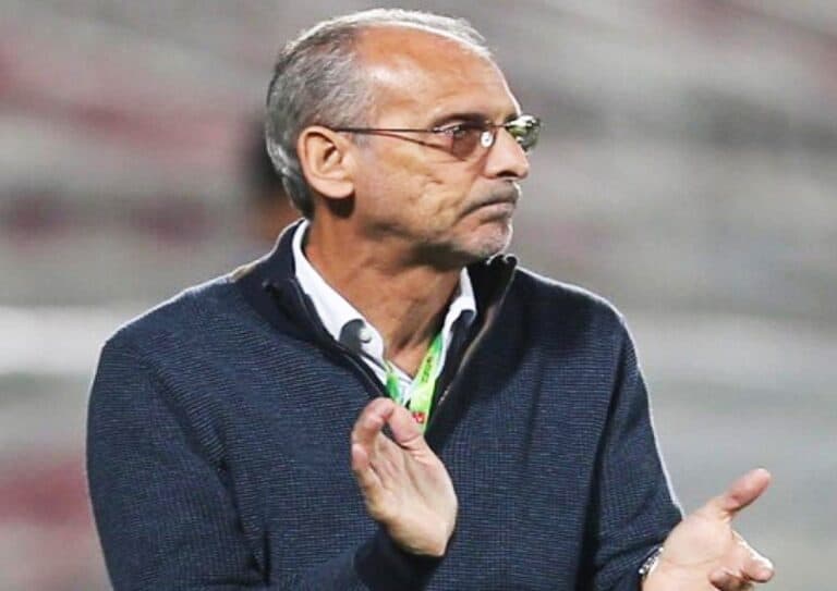 حقيقة وفاة مدرب الزمالك فييرا إثر نوبة قلبية مفاجئة (فيديو) حقيقة وفاة المدرب البرازيلي جورفان فييرا مدرب الزمالك الأسبق watanserb.com