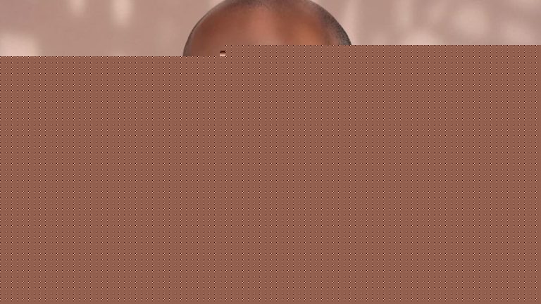 خبير التجميل اللبناني سامر خزامي عارياً تماماً على البحر وهكذا عاقبه المتابعون!(شاهد) watanserb.com