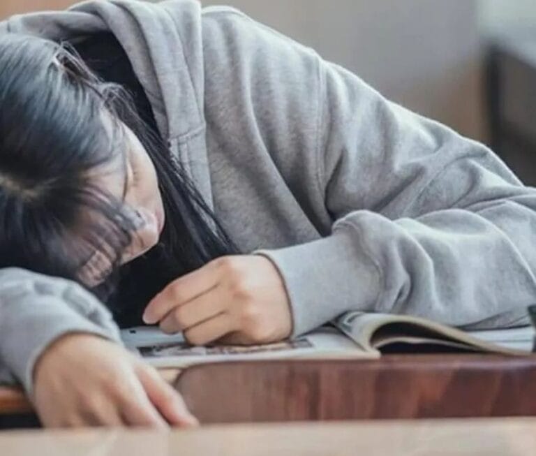 كيف تبقى متحمساً عندما تكون محاطاً بالأخبار السيئة؟ watanserb.com