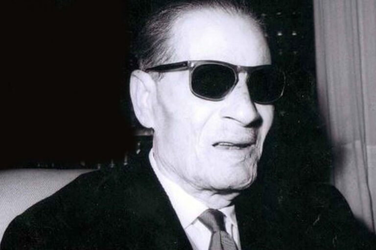قبر طه حسين watanserb.com