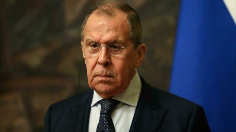 وزير الخارجية الروسي يصعد هجومه على إسرائيل ويتهمها بدعم النازيين الجدد في أوكرانيا! وزير الخارجية الروسي watanserb.com