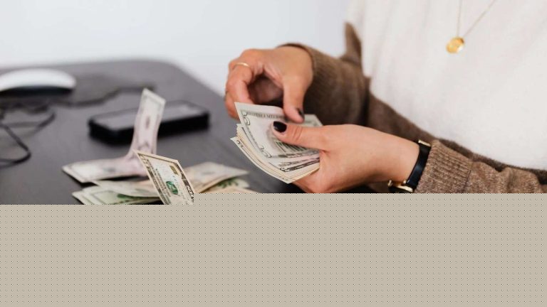 6 استراتيجيات للتخلص من ديونك تمامًا watanserb.com