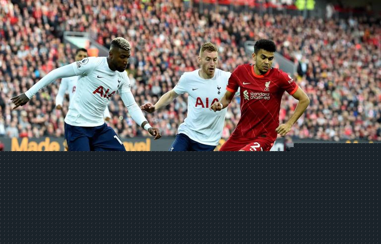 مباراة ليفربول وتوتنهام في منافسات الدوري الإنجليزي watanserb.com