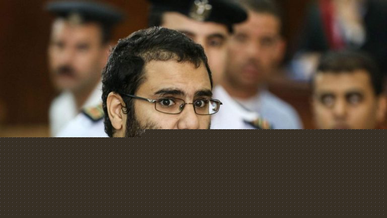 علاء عبدالفتاح watanserb.com