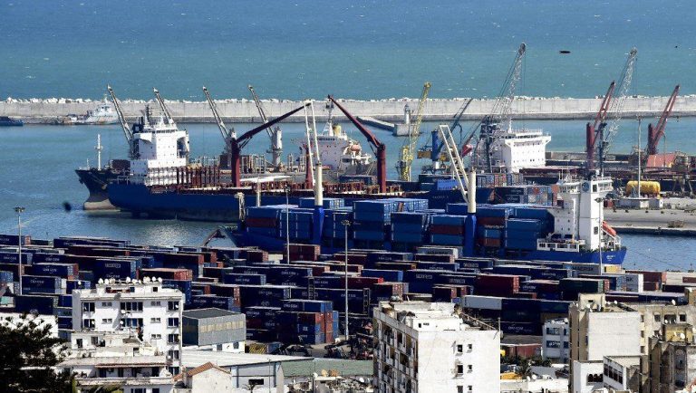 صحيفة إسبانية تكشف حجم الأضرار التي ستلحق بإسبانيا جراء انتقام الجزائر تأثر الاقتصاد الإسباني أزمة الجزائر إسبانيا watanserb.com