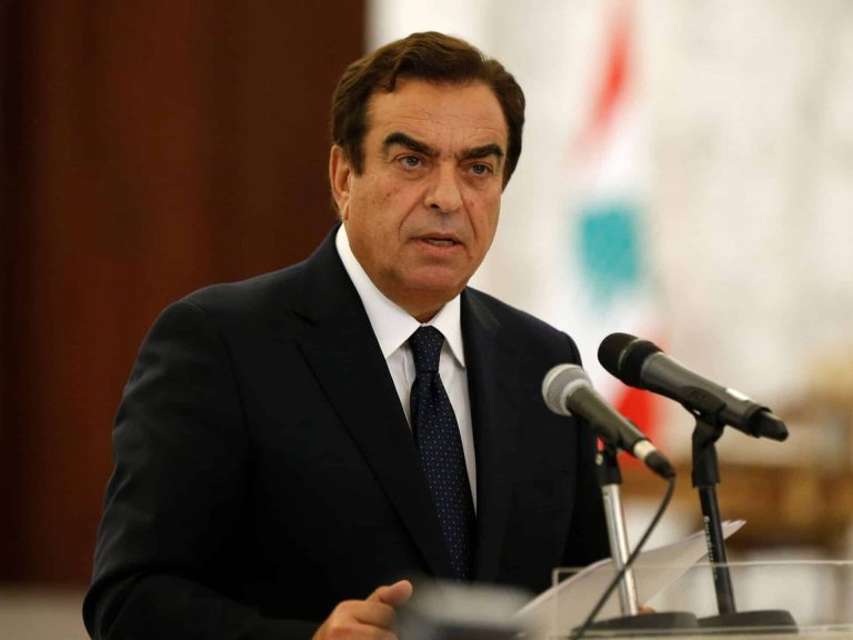 تصريحات جديدة لـ”جورج قرداحي” تسيء لجميع دول الخليج وتشعل موجة غضب ضده جورج قرداحي دول الخليج watanserb.com