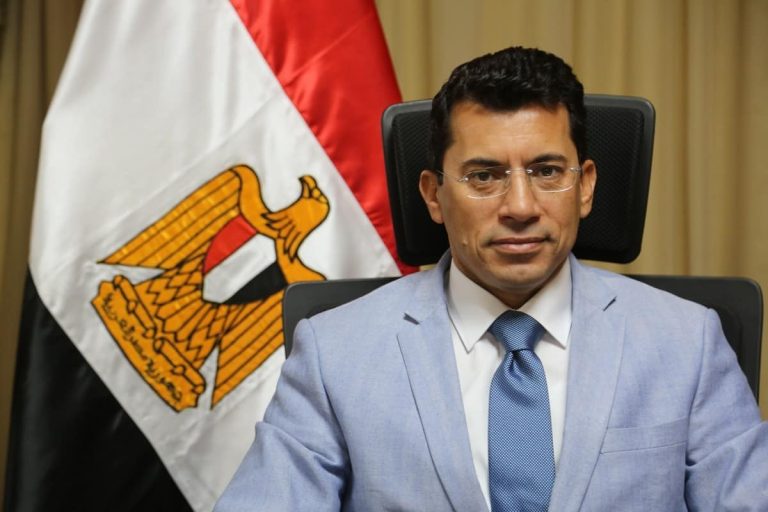 وزير الشباب والرياضة أشرف صبحي watanserb.com