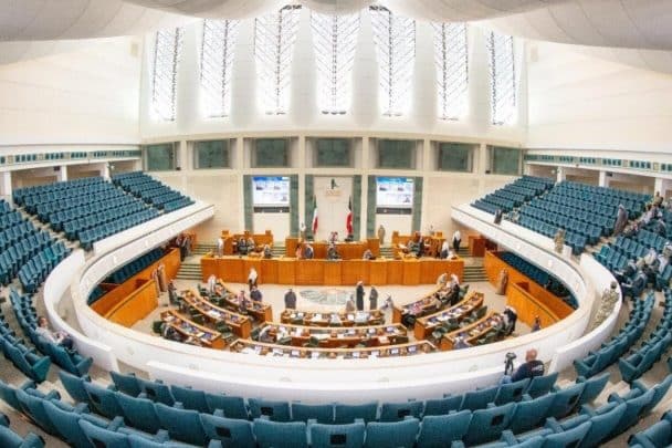 حل مجلس الأمة الكويتي watanserb.com