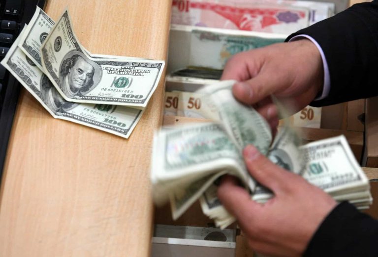 ارتفاع كبير غير متوقع بسعر الدولار في السودان بالسوق السوداء.. وصل لرقم قياسي لأول مرة سعر الدولار watanserb.com