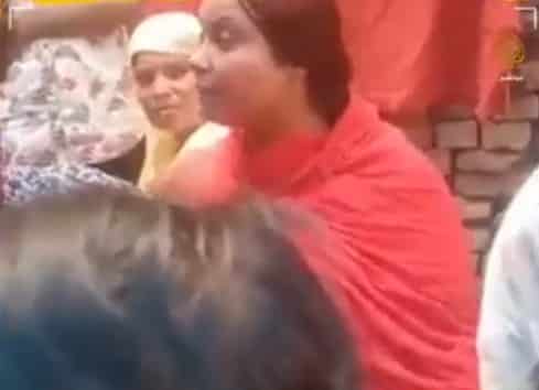 “مات أسدا دفاعا عن الإسلام”.. مسلمة هندية تنعى طفلها الذي قتلته الشرطة الهندية بكلمات مؤثرة هندية تنعى طفلها watanserb.com