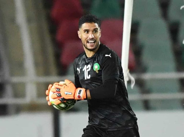 حارس منتخب المغرب المحمدي والانتقال إلى الدوري السعودي watanserb.com
