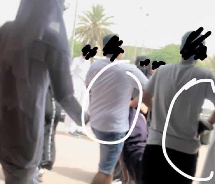 أنقذوا لولوة الثويني.. سحل وضرب طالبة بوحشية داخل مدرسة ثانوية بالكويت وهوية الفاعلين صادمة! أنقذوا لولوة الثويني.. سحل وضرب طالبة بوحشية داخل مدرسة ثانوية بالكويت وهوية الفاعلين صادمة! (فيديو) watanserb.com