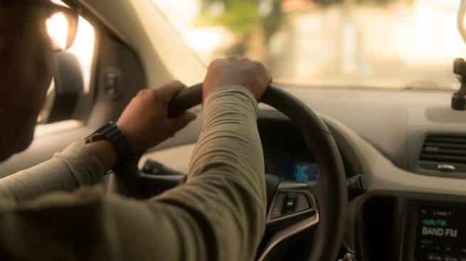 هذا ما سيحدث إذا لم تسمح لسيارة الإسعاف بالمرور في الوقت المناسب ينبغي أن تفسح الطريق لسيارة الإسعاف للمرور watanserb.com