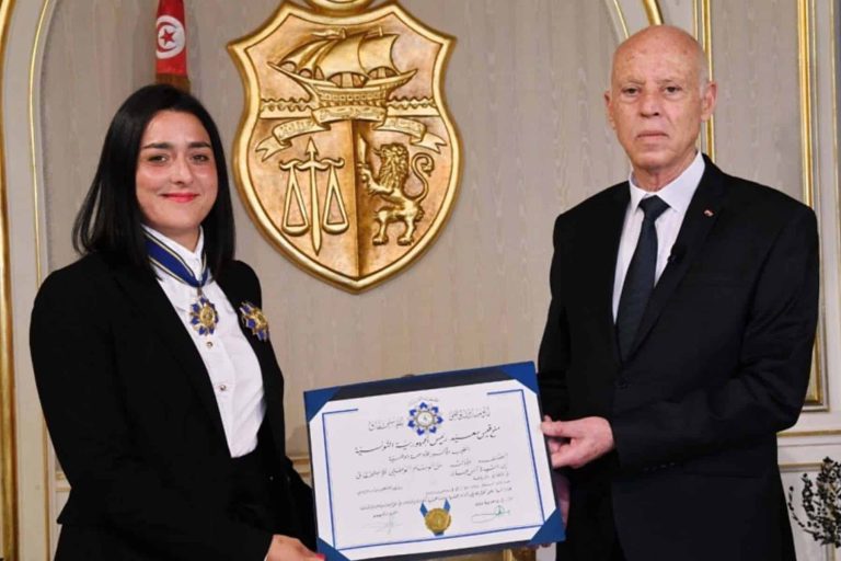 أُنس جابر watanserb.com