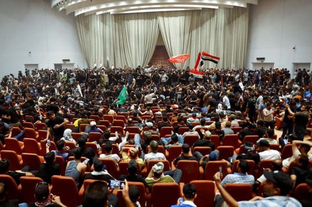 الصراع على السلطة في العراق.. هل يستتب الأمر للصدر؟ الصراع على السلطة watanserb.com