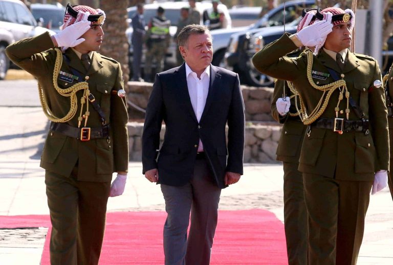 الملك عبدالله الثاني اقترح انشاء ناتو شرق أوسطي watanserb.com