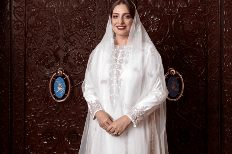زوجة سلطان عُمان أجرت عملية طارئة وتفاصيل وضعها الصحي عملية طارئة لزوجة سلطان عمان watanserb.com