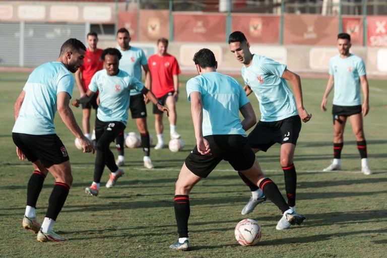 أولهم بدر بانون .. 3 لاعبين سيرحلون عن الأهلي المصري 3 لاعبين سيرحلون عن صفوف الأهلي المصري watanserb.com