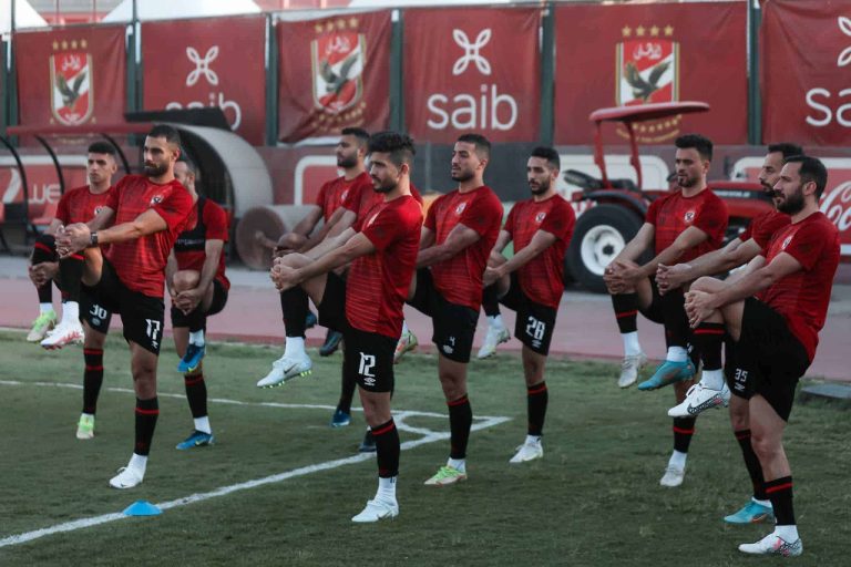 خبر سار لعشاق وجماهير الأهلي قبيل مواجهة غريمه الزمالك عودة أكرم توفيق إلى صفوف الأهلي المصري watanserb.com