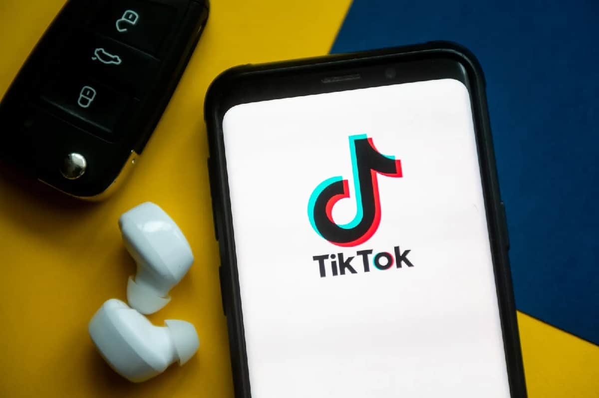 تطبيق تيك توك أكثر شعبية