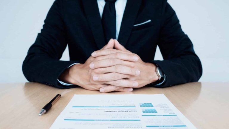 5 خطوات بسيطة ستساعدك على اجتياز مقابلة التوظيف كيف تستعد لأول مقابلة عمل؟ watanserb.com