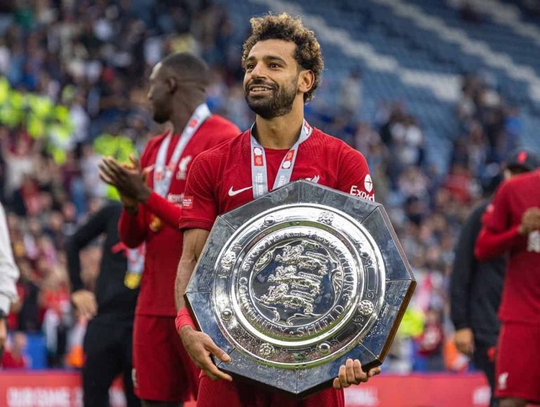رد فعل صلاح وكيتا خلال احتفال زملائهم بالخمور watanserb.com