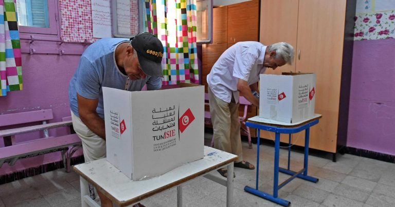 استفتاء دستور تونس.. هيئة الانتخابات تعلن النتائج الأولية نتائج استفتاء دستور تونس watanserb.com
