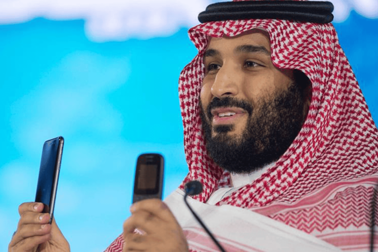 رواتب المستشارين الأجانب في نيوم watanserb.com