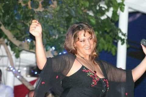 أمينة فاخت