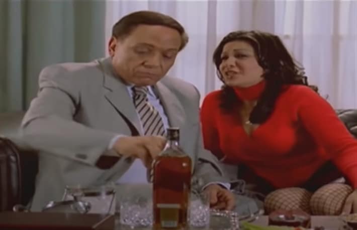 عادل إمام توعد هذه الممثلة خلف الكواليس: “هقطعك بوس”! عادل إمام توعد هذه الممثلة خلف الكواليس: "هقطعك بوس"! (فيديو) watanserb.com