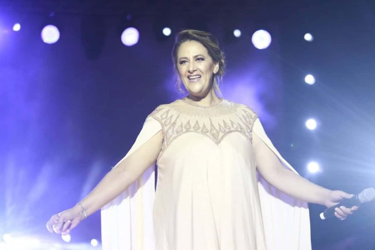امينة فاخت watanserb.com