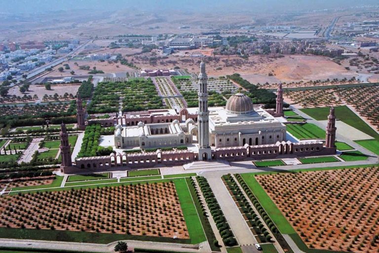 لونلي بلانيت: سلطنة عمان ضمن أفضل 10 دول للسياحة لعام 2022 سلطنة عمان watanserb.com