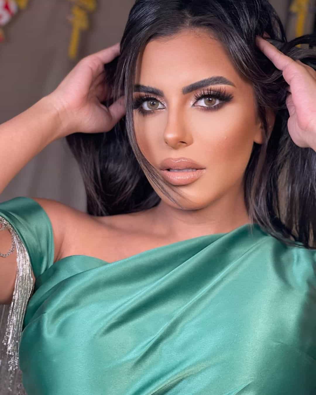 هاجر الشرنوبي