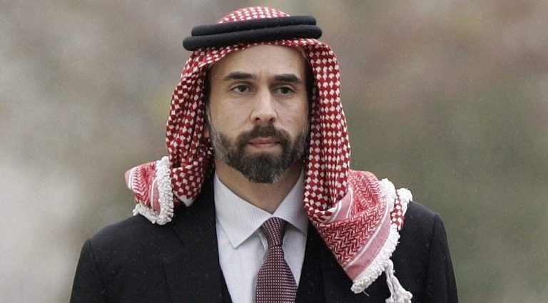 ابنة الأمير غازي بن محمد تلفت الأنظار بملامحها الناعمة في أحدث صورة لها! (شاهد) watanserb.com
