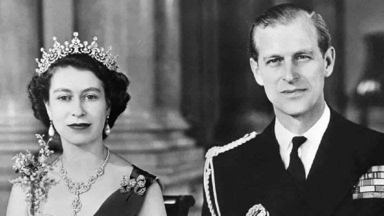 خلال 70 عامًا من حكمها .. الملكة إليزابيث الثانية عيّنت 15 رئيسًا للوزراء! الملكة إليزابيت الثانية وزوجها الأمير فيليب watanserb.com