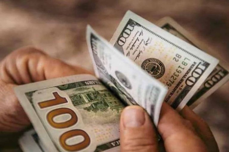 السوق السوداء بالسودان.. ارتفاع كبير بسعر الدولار وسقوط اليورو والإسترليني سعر الدولار في السودان watanserb.com