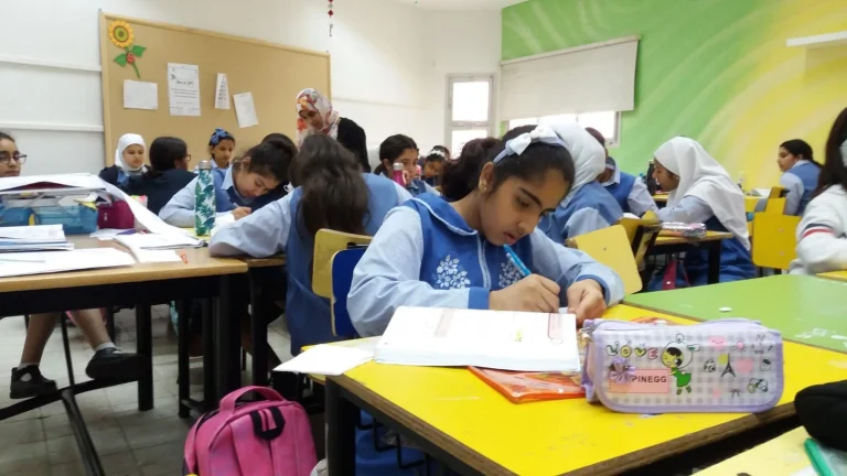 كويتيون يرحبون بعودة المعلمين الفلسطينيين: وجودهم شرف لنا عودة المعلمين الفلسطينيين watanserb.com