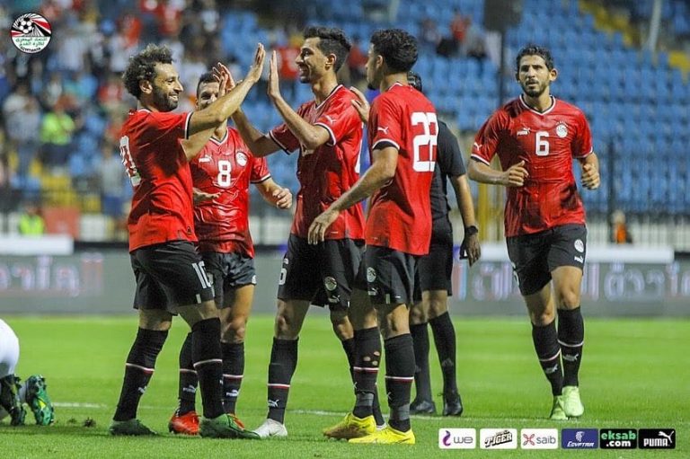 احتفال منتخب مصر للفوز على النيجر ودياً watanserb.com