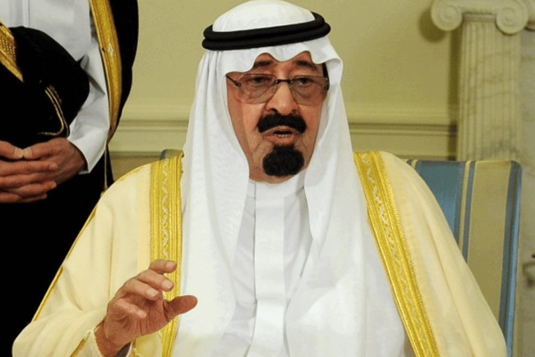 نجل “الجبري” يسخر من توقعات النمو الاقتصادي للمملكة بنكتة أطلقها الملك عبدالله (شاهد) توقعات النمو الاقتصادي للمملكة watanserb.com