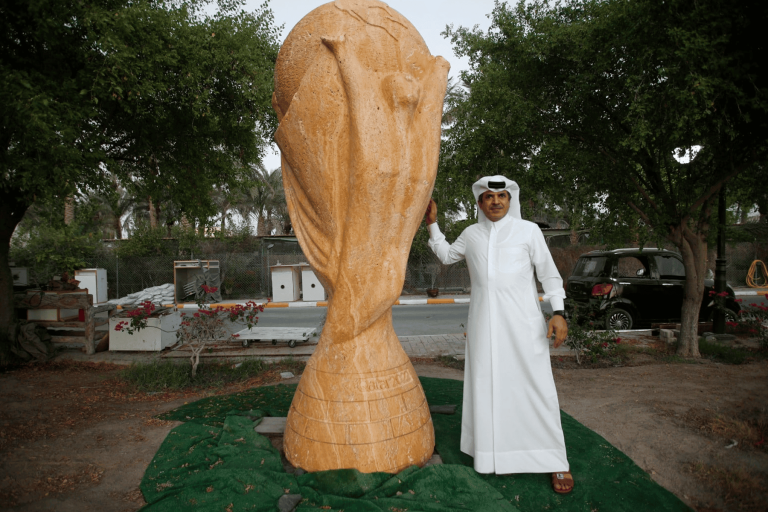 حمد السويدي يعتذر للشعب القطري watanserb.com