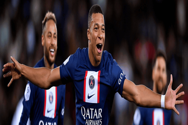 فوربس تنشر قائمة اللاعبين الأعلى دخلا في العالم.. هذا اللاعب يُفجر مفاجأة! watanserb.com