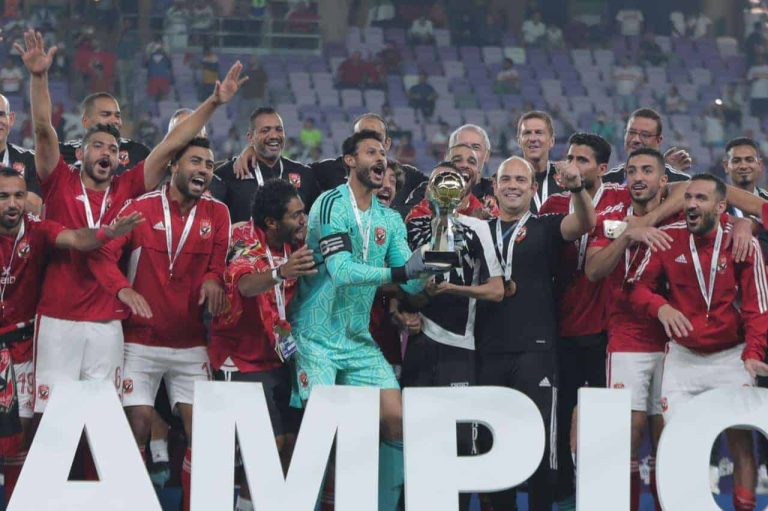 تصرف لاعبو الأهلي مع مؤمن زكريا watanserb.com