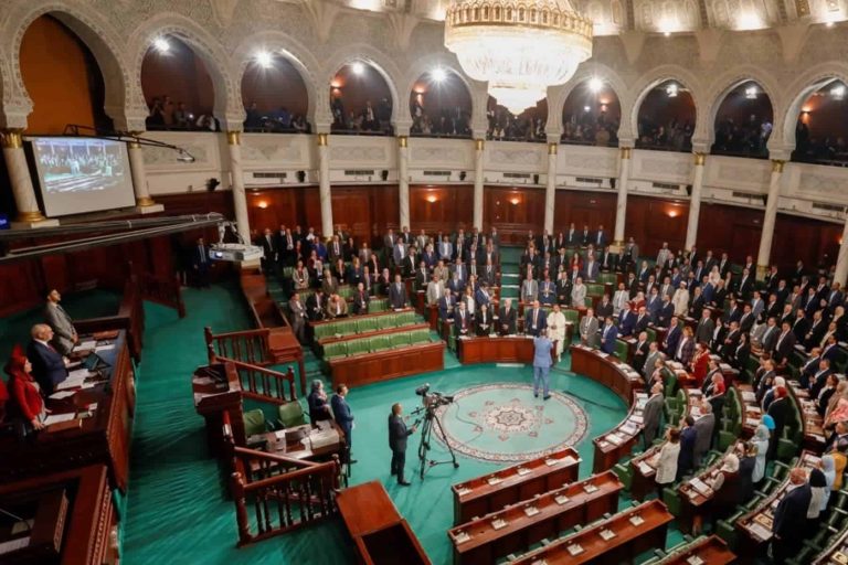 مخاوف في تونس من “التمدد الشيعي” بالبرلمان الجديد.. ما القصة؟ البرلمان التونسي watanserb.com