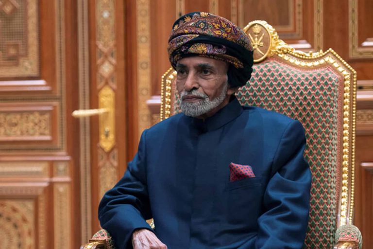 “ليلة العشاء مع السلطان قابوس”.. كوشنر يثير جدلا بما أورده في مذكراته السلطان قابوس watanserb.com
