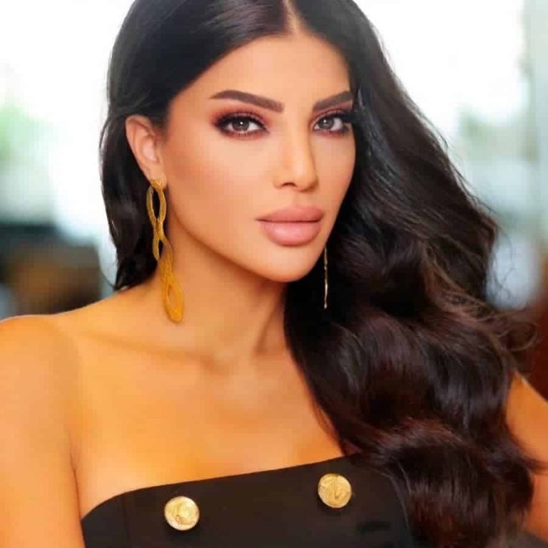أول ظهور لدينا حايك بعد إصابتها بسرطان الثدي (شاهد) إصابة دينا حايك بالسرطان watanserb.com