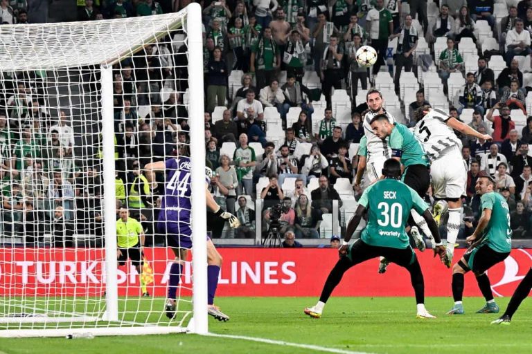 تشكيلة يوفنتوس وميلان في قمة الدوري الإيطالي watanserb.com